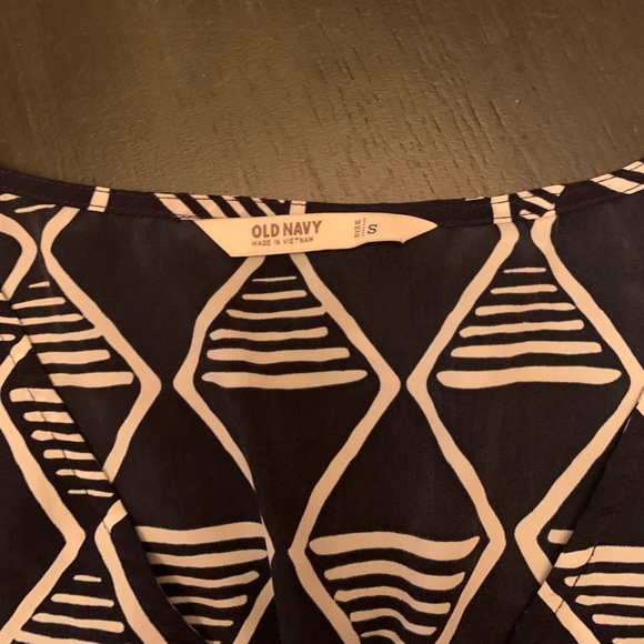 Old navy dress - Picture 2 of 2